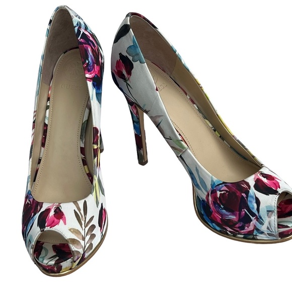 GUESS satin rose floral open toe high heeled shoes size 7.5 NEW - Picture 2 of 10